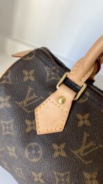 Louis Vuitton Speedy 25 Monogram - Image 4