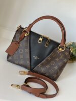Louis Vuitton V Tote BB Monogram Black