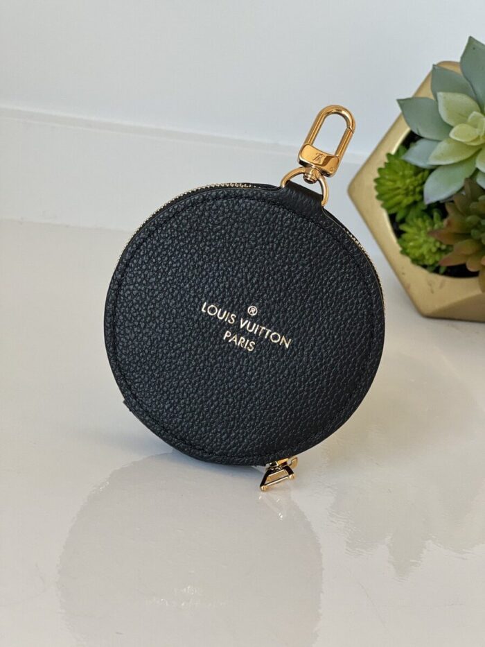 IMG_2350 Louis Vuitton Round Zippy Coin Purse Black - Image 1