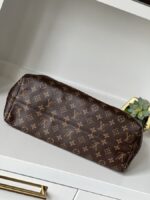 Louis Vuitton Graceful MM Monogram Beige - Image 7