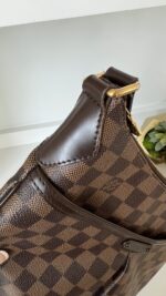 Louis Vuitton Bloomsbury PM - Image 6