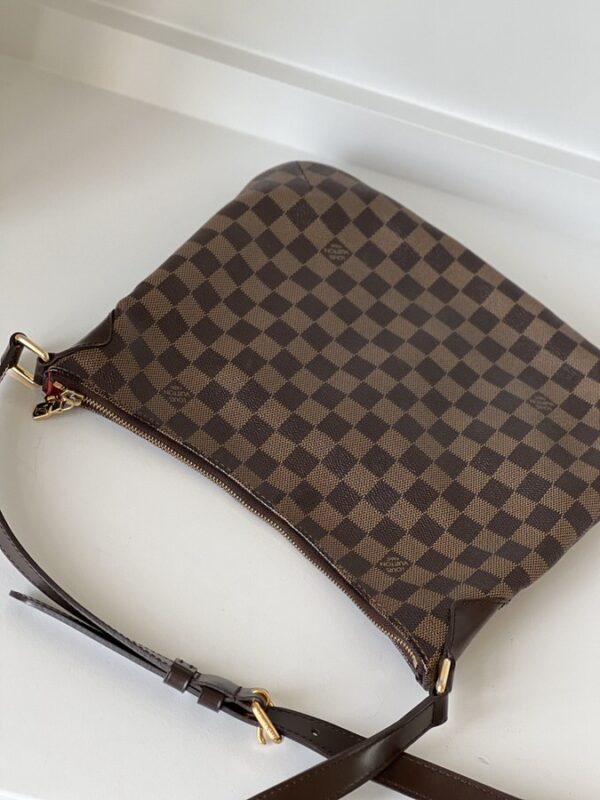 Louis Vuitton Bloomsbury PM - Image 11