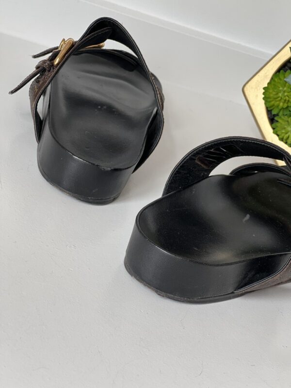 Louis Vuitton Slides 37 1/2 - Image 4