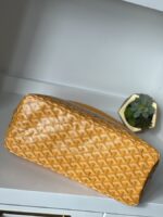 Goyard Boheme Hobo Shoulder Bag - Image 7