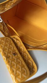 Goyard Boheme Hobo Shoulder Bag - Image 8