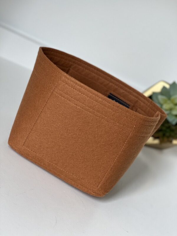 Foyard Petit Flot Bucket Shoulder Bag - Image 9