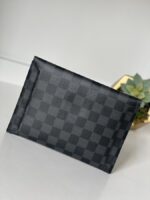 Louis Vuitton Alpha Pouch Medium - Image 3