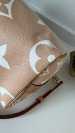Louis Vuitton Monogram Giant By The Pool Speedy Bandouliere 25 Brume - Image 11