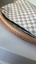 Louis Vuitton Artsy MM Damier Azur - Image 18