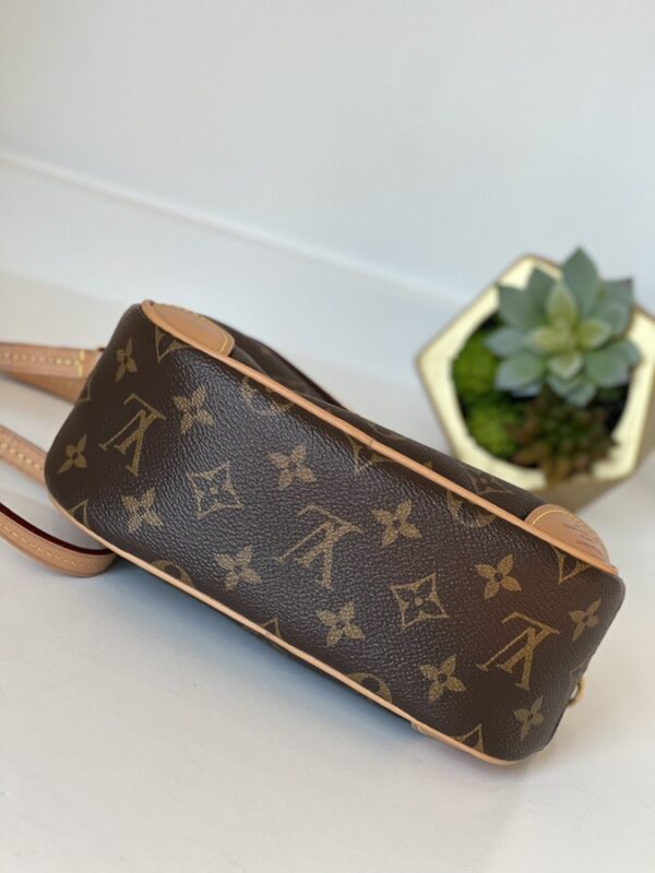 Louis Vuitton Mini Deauville Crossbody - Image 7