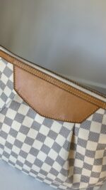 Louis Vuitton Siracusa MM - Image 8