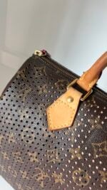 Louis Vuitton Perforated Speedy 30 Fuchsia - Image 9