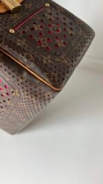 Louis Vuitton Perforated Speedy 30 Fuchsia - Image 13