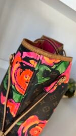 Louis Vuitton Neverfull MM Roses - Image 9