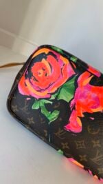 Louis Vuitton Neverfull MM Roses - Image 11