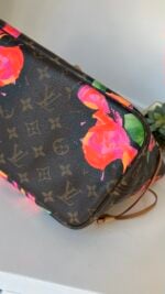 Louis Vuitton Neverfull MM Roses - Image 12