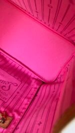 Louis Vuitton Neverfull MM Roses - Image 20