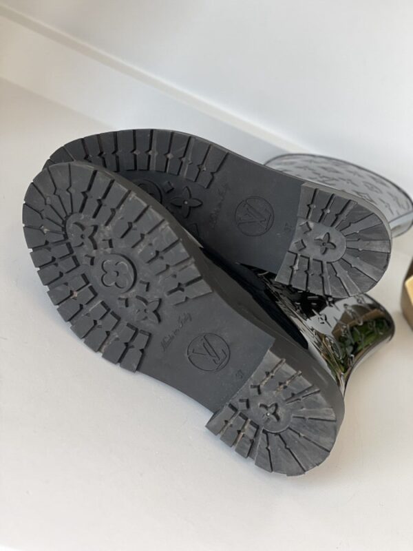 Louis Vuitton Rain Boots Size 37 - Image 6