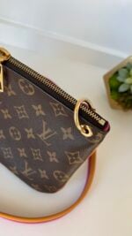 Louis Vuitton Lorette Crossbody - Image 6