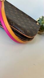 Louis Vuitton Lorette Crossbody - Image 9