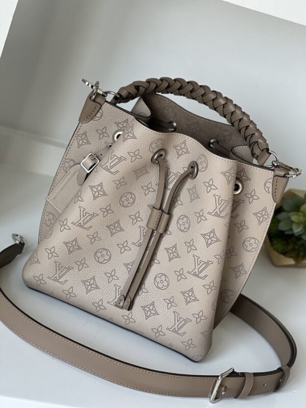 IMG_9690 Louis Vuitton Muria Galet - Image 1