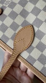Louis Vuitton Neverfull MM Damier Azur Rose Ballerine - Image 10