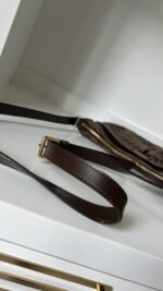Louis Vuitton Bloomsbury PM - Image 9