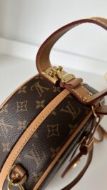 Louis Vuitton Petite Boite Chapeau - Image 10