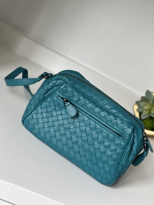 Bottega Veneta Small Cassette Crossbody - Image 5