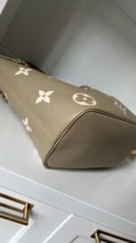 Louis Vuitton Neverfull MM Empreinte Kaki Cream - Image 10