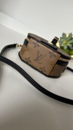 Louis Vuitton Mini Boite Chapeau Crossbody - Image 4