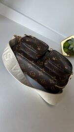 Louis Vuitton Utility Crossbody - Image 10