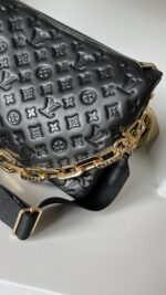 Louis Vuitton Pochette Coussin MM Noir - Image 2