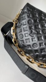 Louis Vuitton Pochette Coussin MM Noir - Image 3