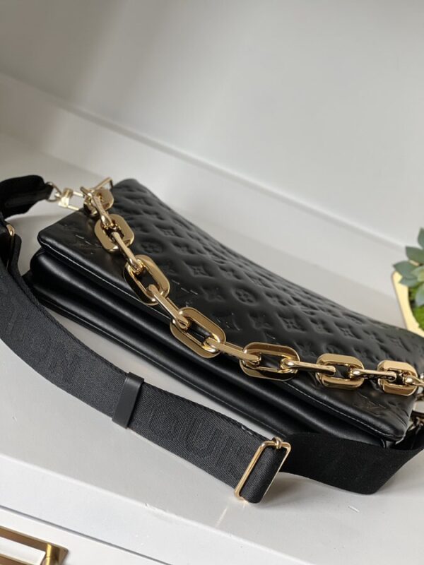 Louis Vuitton Pochette Coussin MM Noir - Image 5