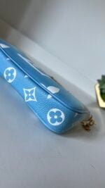 Louis Vuitton Small Pochette With Chain By The Pool - Image 6