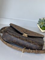 Louis Vuitton Pochette Metis Monogram Reverse - Image 3