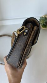 Louis Vuitton Pochette Metis Monogram Reverse - Image 4
