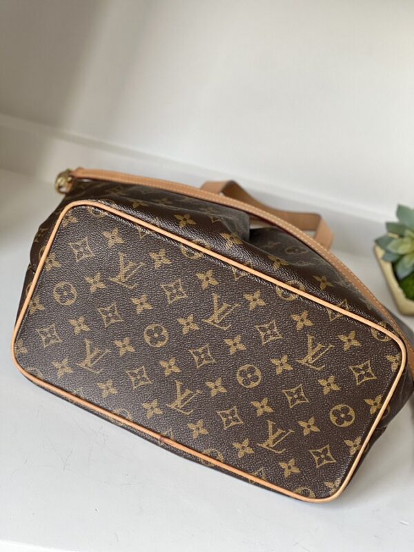 Louis Vuitton Palermo PM - Image 6