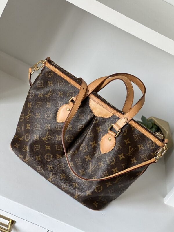 Louis Vuitton Palermo PM - Image 4