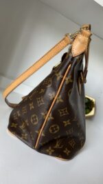 Louis Vuitton Palermo PM - Image 9