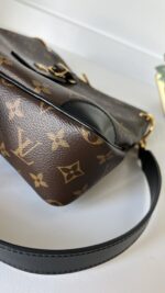 Louis Vuitton Odeon PM Monogram Noir Crossbody - Image 4