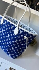 Louis Vuitton Neverfull MM Blue White No Pouch - Image 2