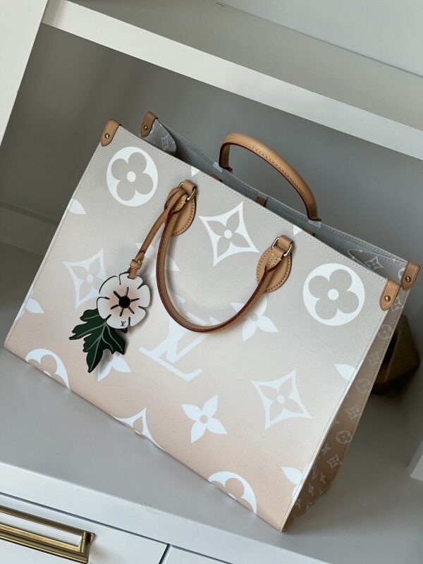 Louis Vuitton OnTheGo GM By The Pool Dune - Image 1