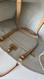Louis Vuitton OnTheGo GM By The Pool Dune - Image 12