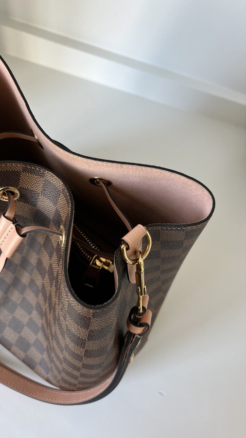 Louis Vuitton NeoNoe Damier Ebene Venus - LVLENKA Luxury Consignment