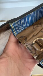Louis Vuitton Pochette Metis Epi Monogram Reverse - Image 16