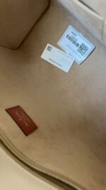 Louis Vuitton On My Side MM - Image 21