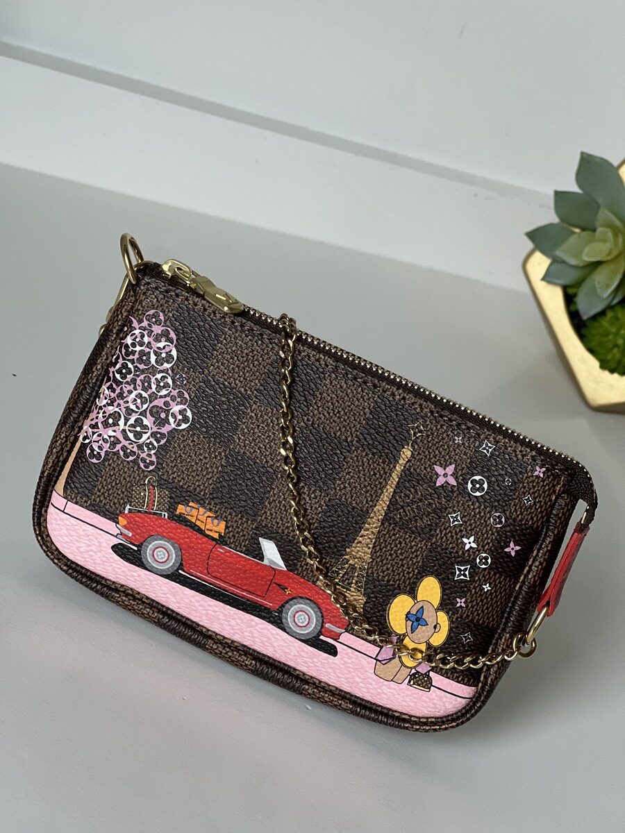 Louis Vuitton Mini Pochette Accessories Vivienne - LVLENKA Luxury  Consignment