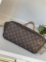 Louis Vuitton Neverfull MM Monogram Pivoine - Image 7